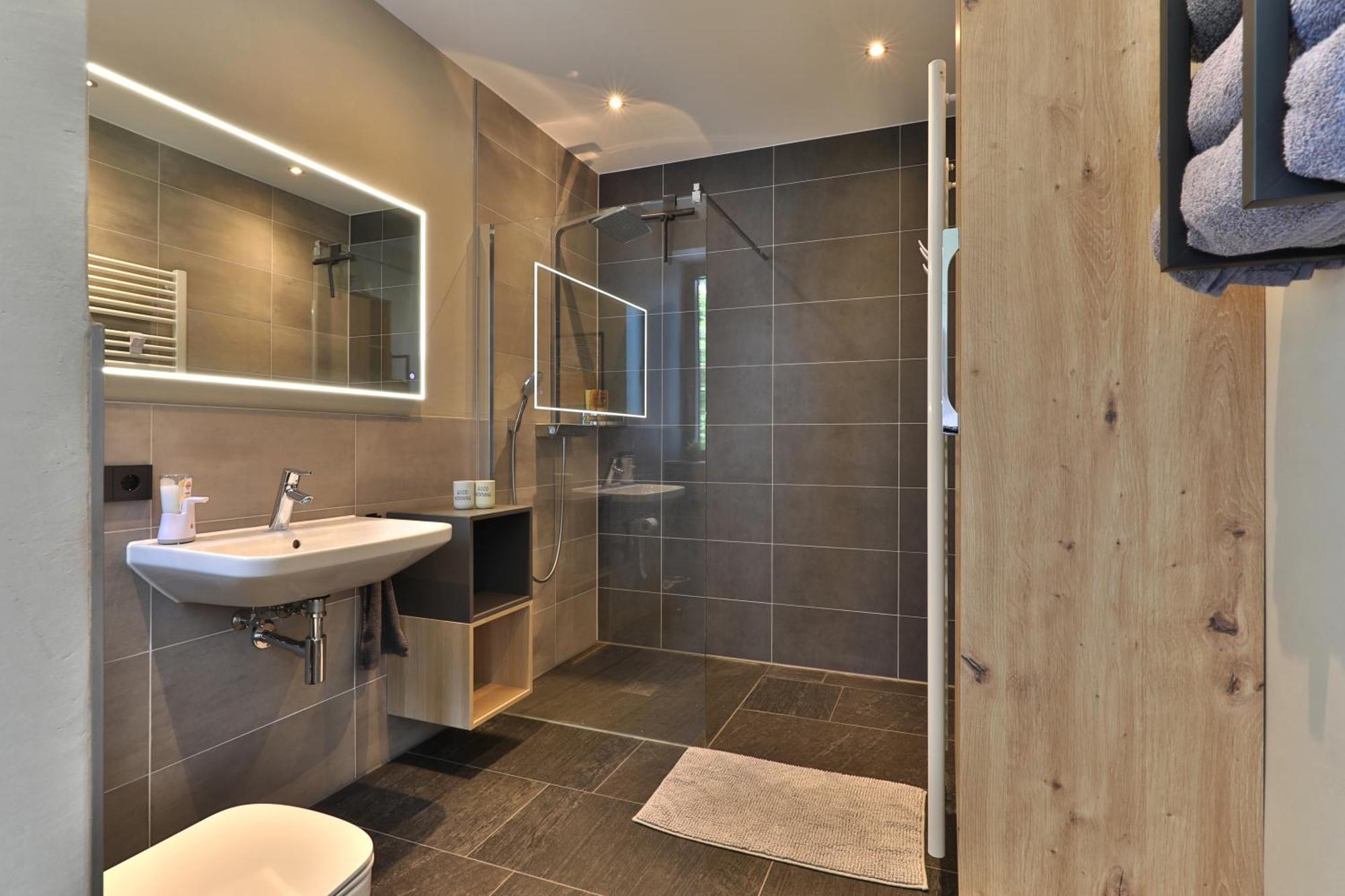 Moderne Studio-Wohnung Gersthofen Luaran gambar